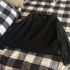 GAP Black Women’s Sweater